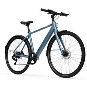 Tenways CGO600 Plus elektrijalgratas Sky Blue värviga, millel on mustad rattad ja raam.